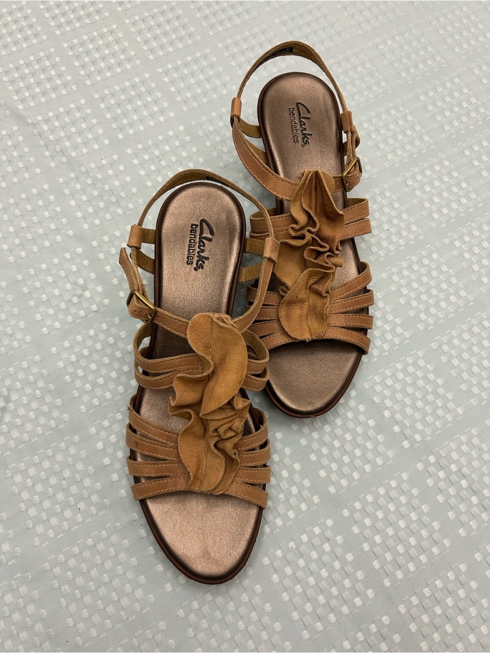 Clarks Brown Leather Ruffle Slingback Sandals Tan Size 10 N